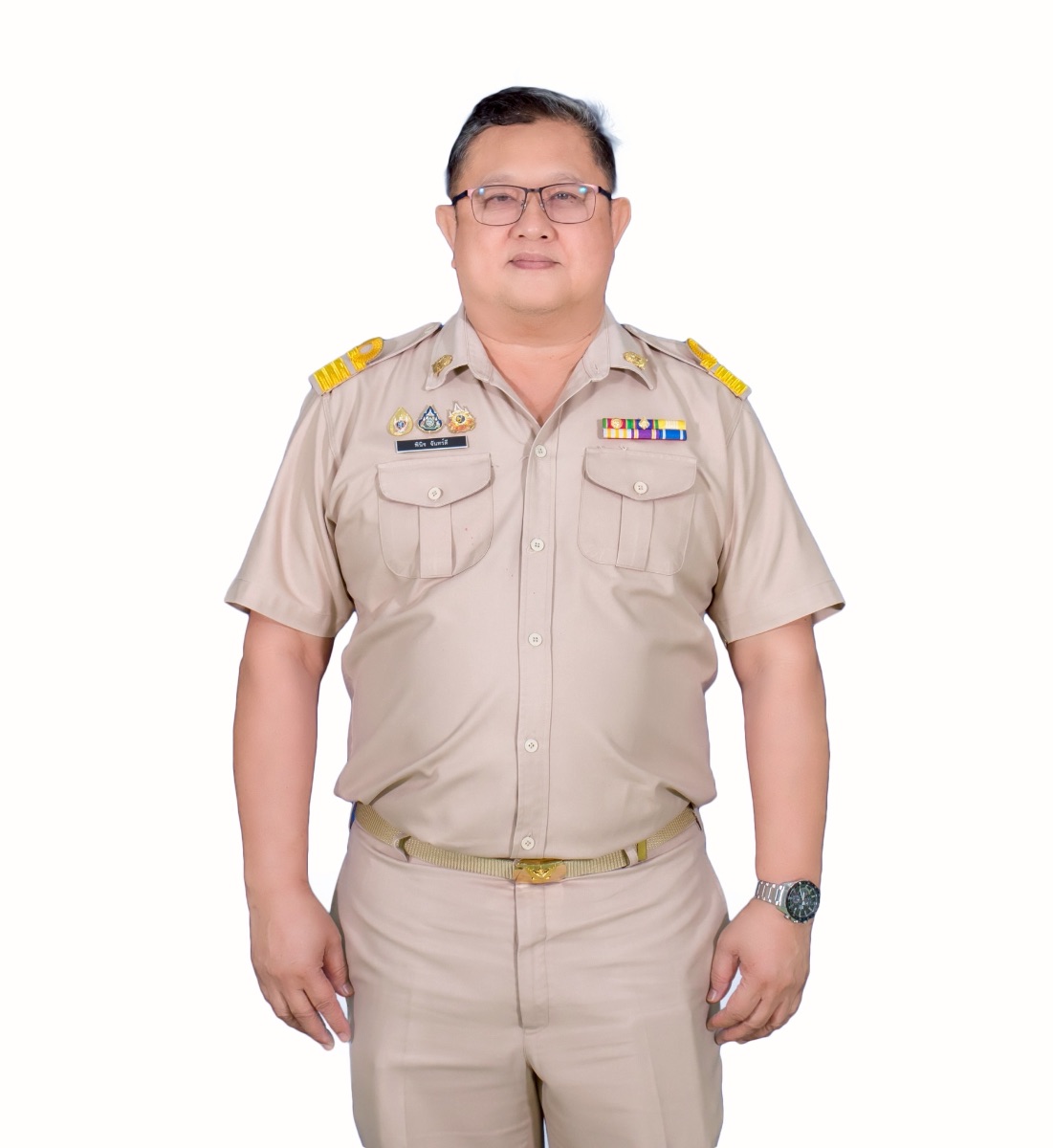 นายพินิจ จันทร์ดี